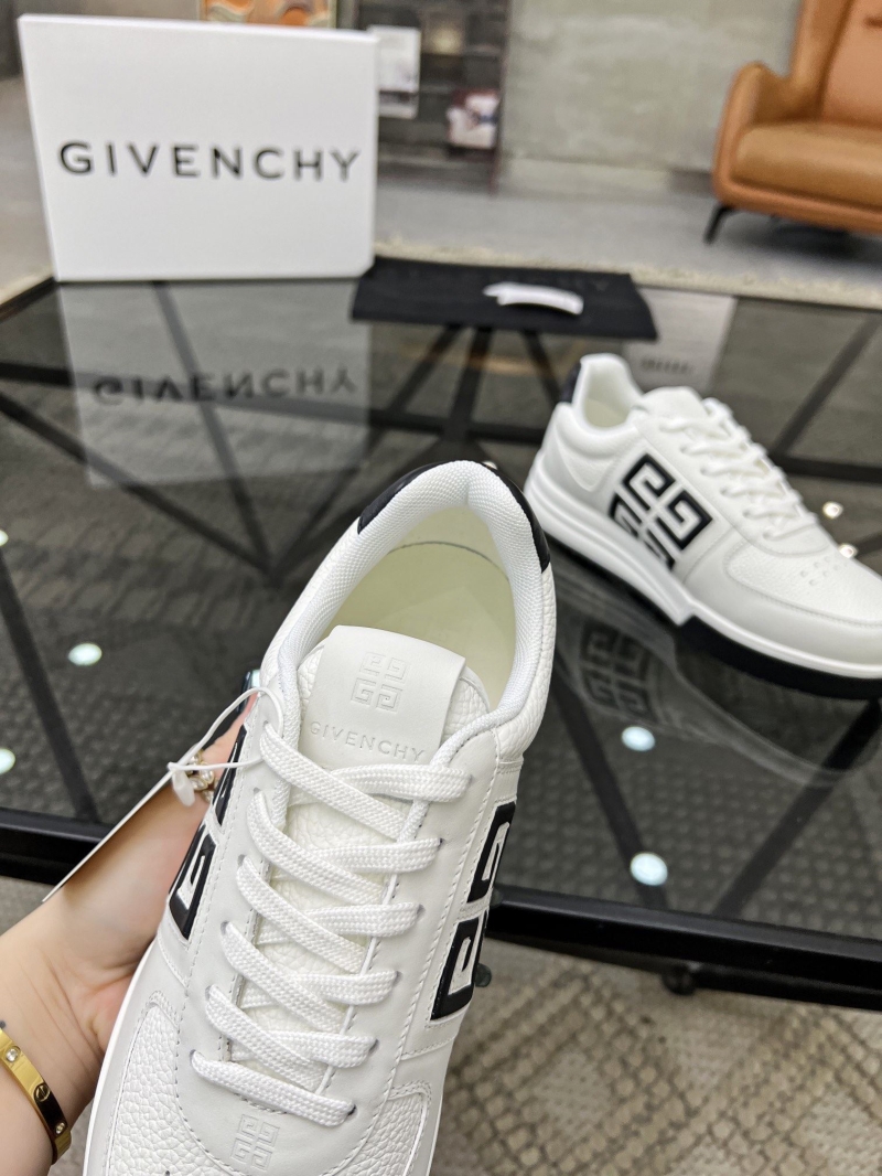 Givenchy Sneakers